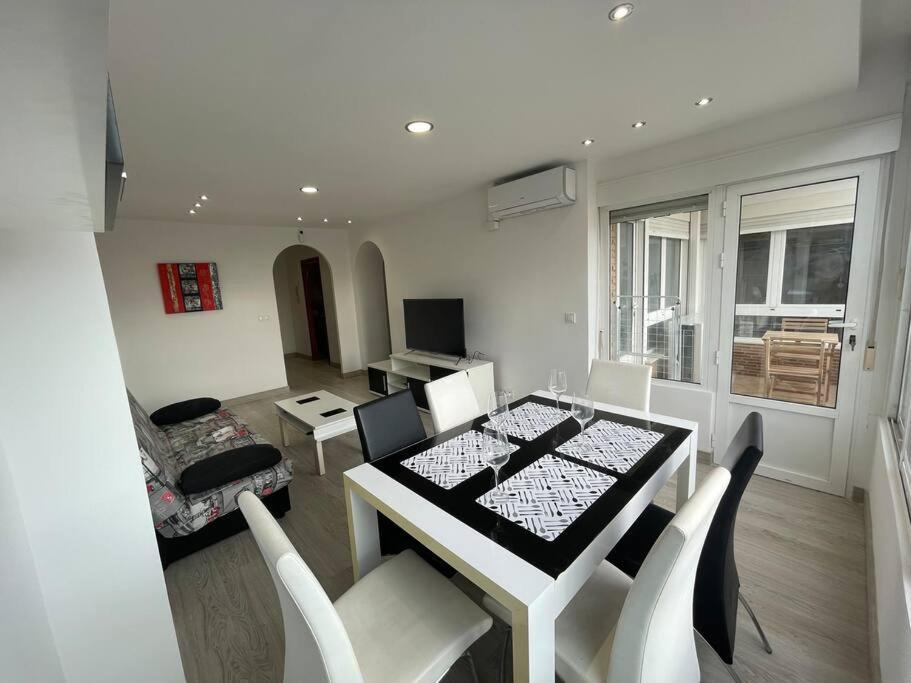 Nice Apartment Near The Sea تورّيفيِخا المظهر الخارجي الصورة